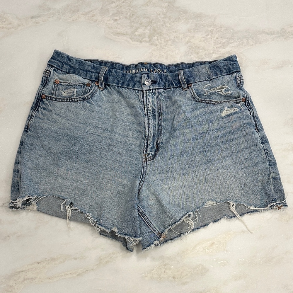 American Eagle Outfitters Light Blue Distressed Jean Shorts Size 18